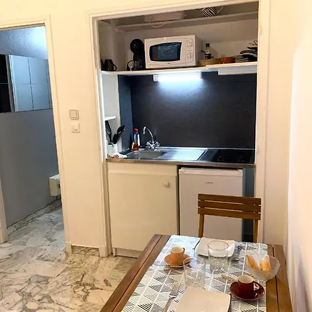 Croisette Quiet Ac Wifi 200 M From Sea דירה קאן