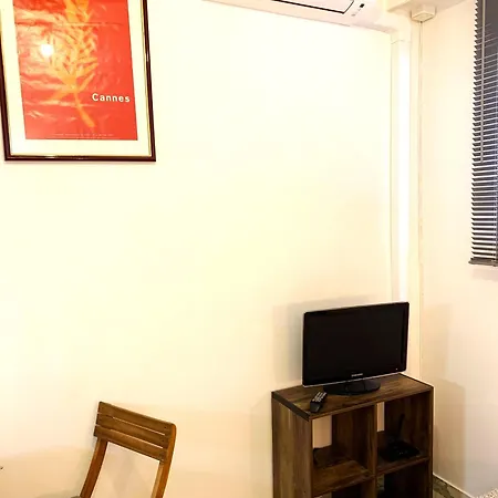Croisette Quiet Ac Wifi 200 M From Sea דירה קאן