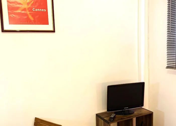 Cannes Croisette Quiet Studio Ac Wifi 200 M From Sea شقة كان