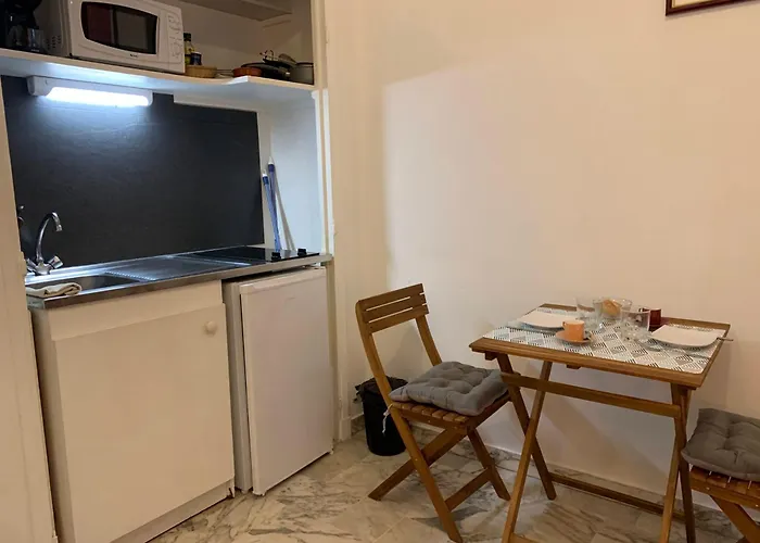 شقة Cannes Croisette Quiet Studio Ac Wifi 200 M From Sea *