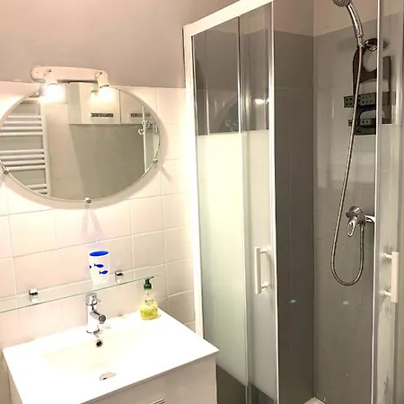 Center Ac Wifi 200 M Sea Behind Martinez * Cannes